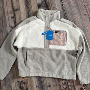 Columbia Fleece Pullover in Gray and Cream brand new